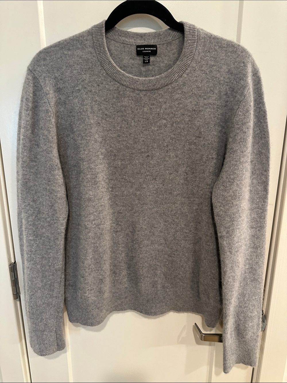 Club Monaco Light Gray Cashmere Crewneck Sweater
